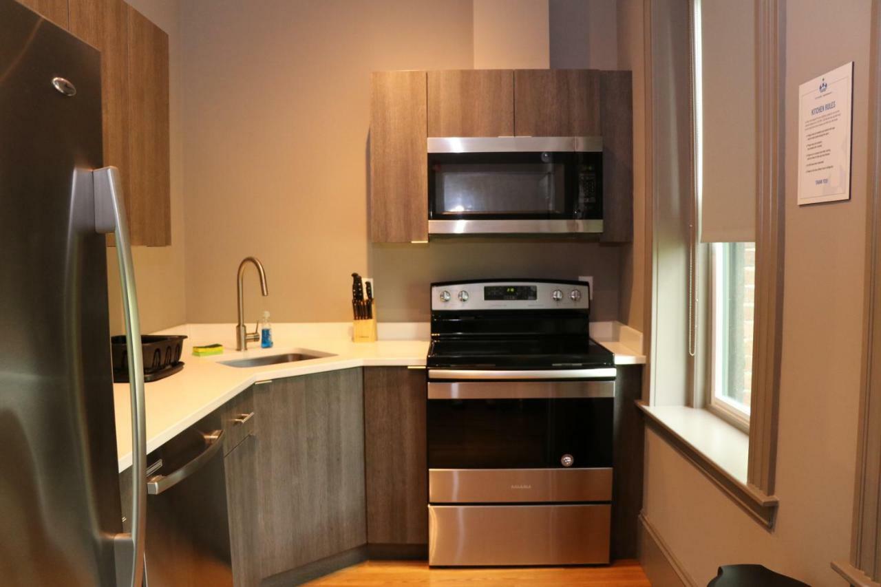 A Stylish Stay W/ A Queen Bed, Heated Floors.. #26 Brookline Dış mekan fotoğraf