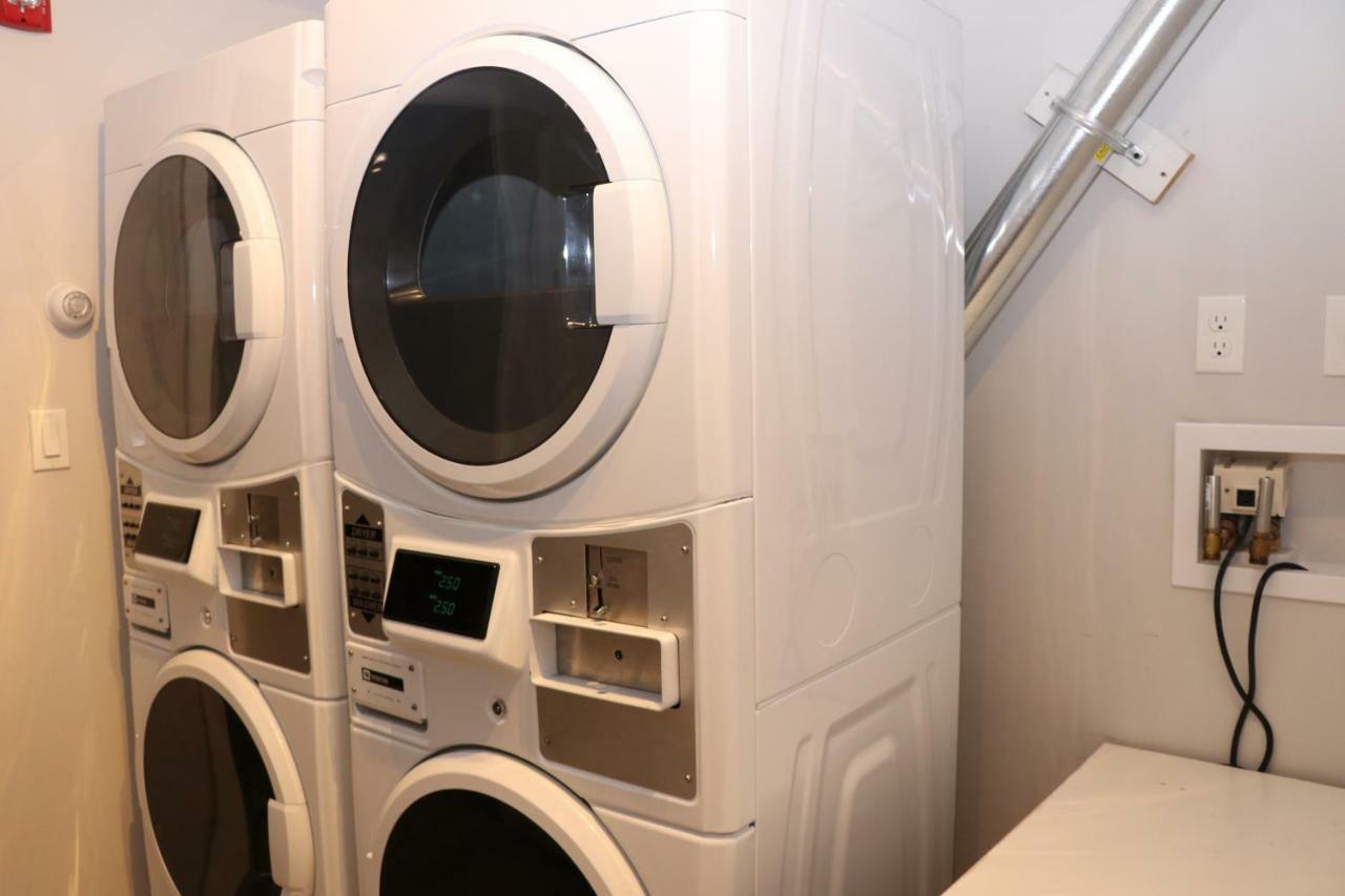 A Stylish Stay W/ A Queen Bed, Heated Floors.. #26 Brookline Dış mekan fotoğraf